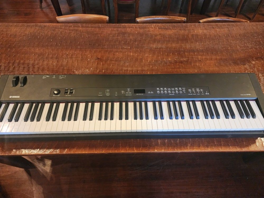 Yamaha CP 33 Keyboard Black