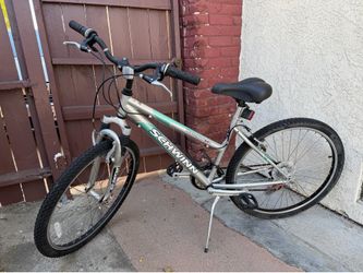 Schwinn Bicycle 21 speed , 26”