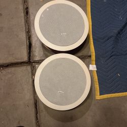 Two Boston Audio VRi595 Speakers 