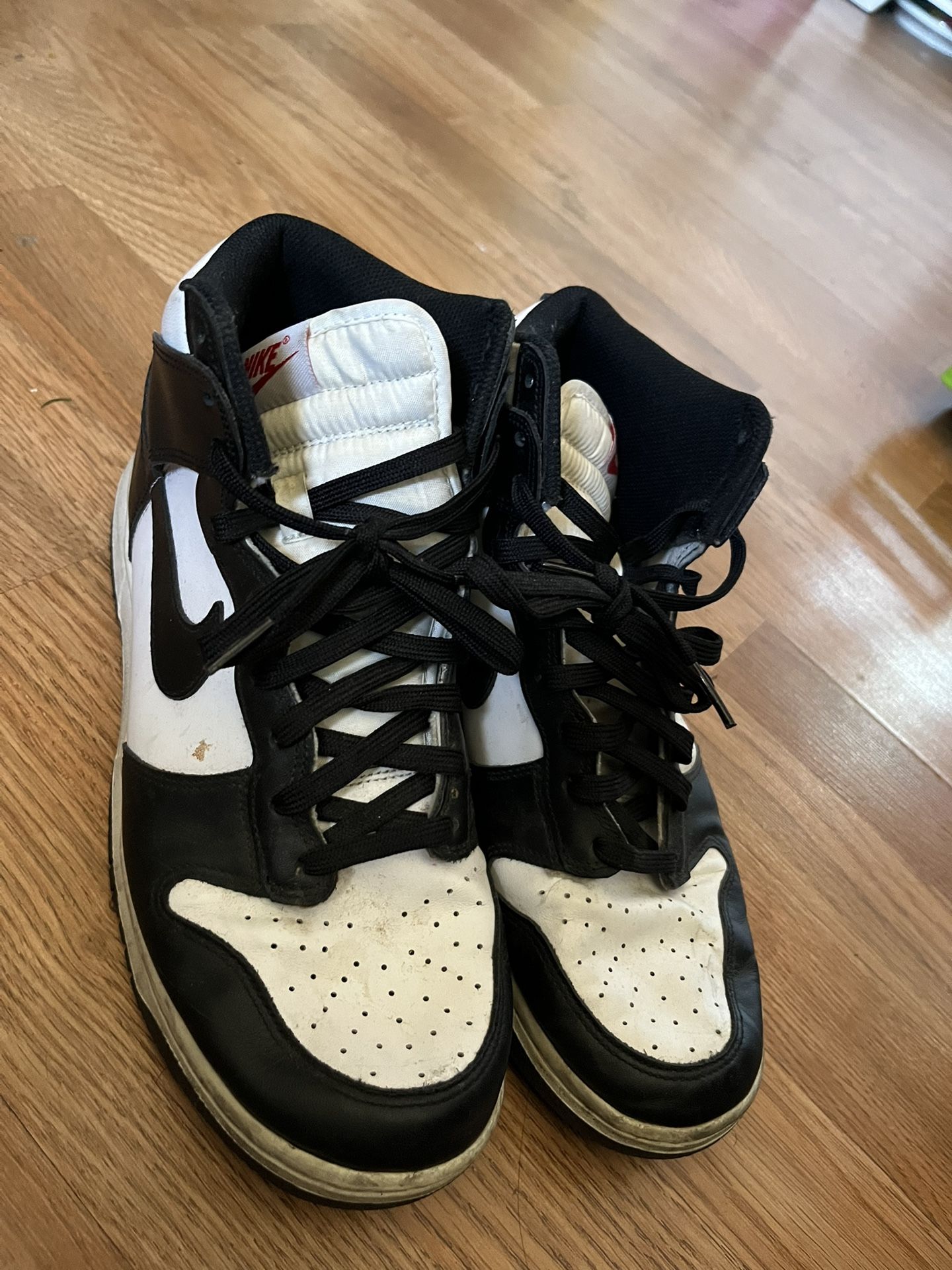 Nike Dunks 