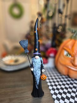Halloween Wizard Figurine