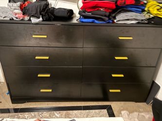 BLACK DRESSER