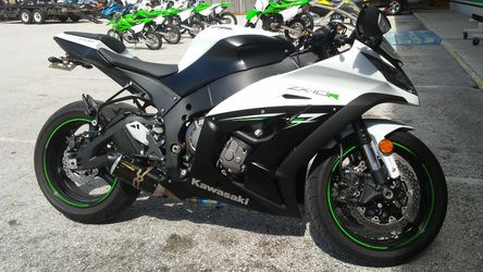 2014 Kawasaki zx-10r low miles