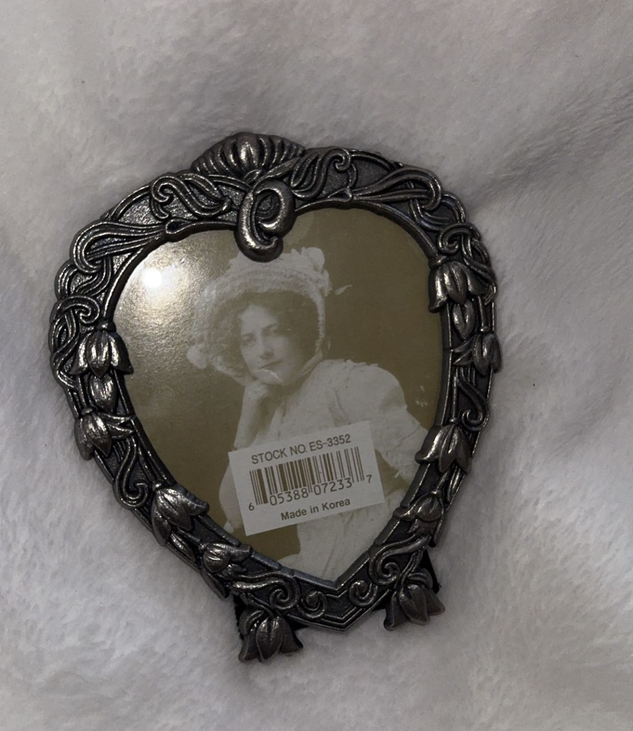 Vintage Heart Shaped Pewter Frame