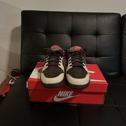 Nike Dunk Red Pandas Size 8.5 Comes With Box. 