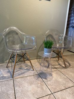 Modern Clear Acrylic Chair Set – 2 Transparent Armchairs + Matching Side Table