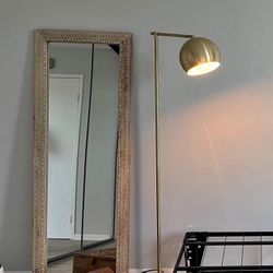 Wooden Body Mirror 