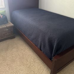 2 Single Beds With Mattress And Box Springs 