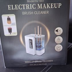 Make up brush cleaner and dryer