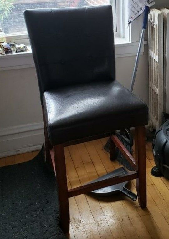 Leather Bar Stool