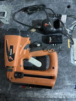16 GA paslode Nailer 