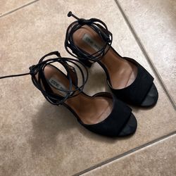 Steve Madden Black Tie Up Heels