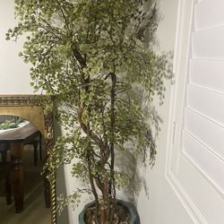 artificial plant