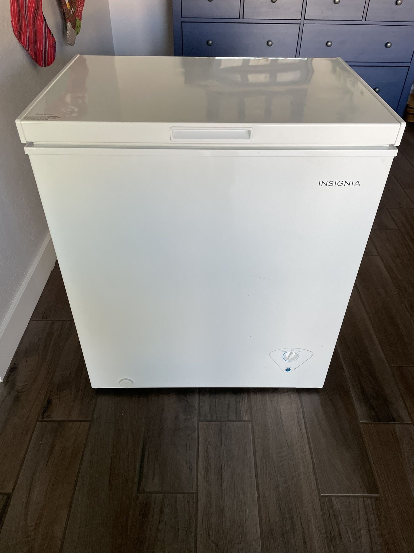 Chest Freezer, 6.4 Cubic Ft.