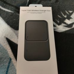 Samsung Super Fast Wireless Charger Duo