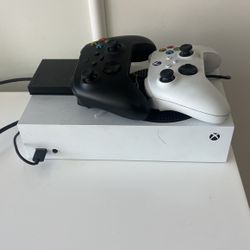 Xbox 1 (2 Controllers)