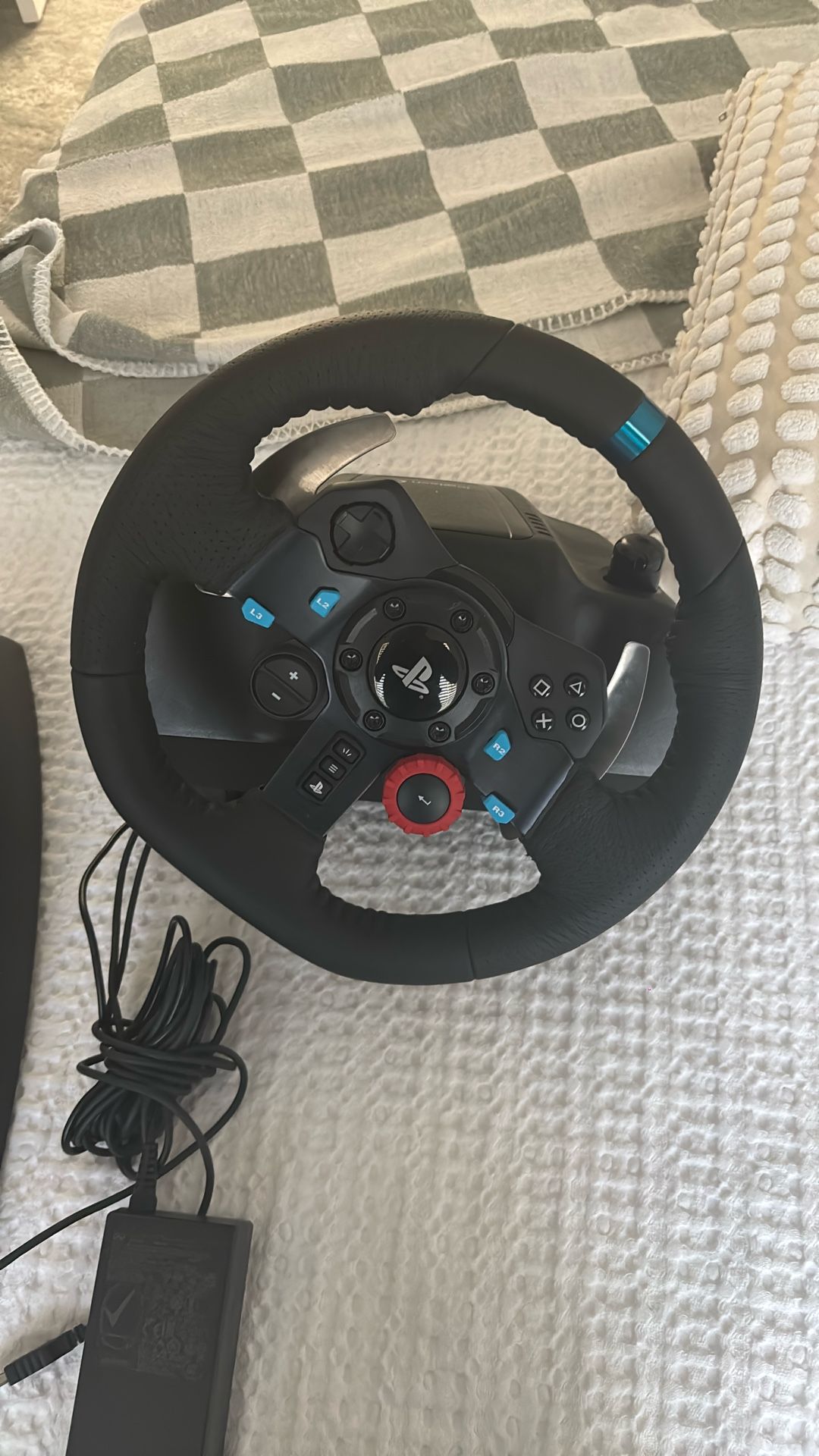 ps4 steering Wheel And Gas Pedals