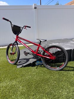 Mongoose Title Pro XL