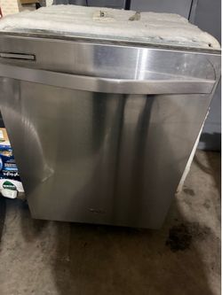 Whirlpool Gold Series Dishwasher Stainless Steel (make offer)