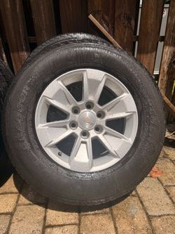 Chevy 17" Alloy Wheel with Grabber HTS Tire