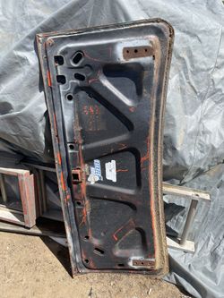 1968 Camaro Truck Lids
