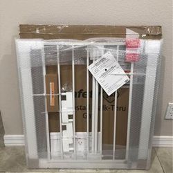 Easy Install Baby Gate / Pet Gate - Fits Openings - 29”-38”