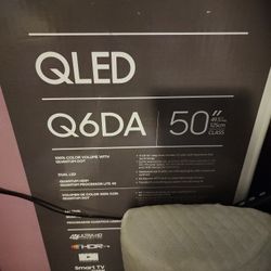 QLED Samsung TV