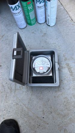 Magneleic gauge