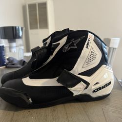 Alpinestars motorcycle shoes 