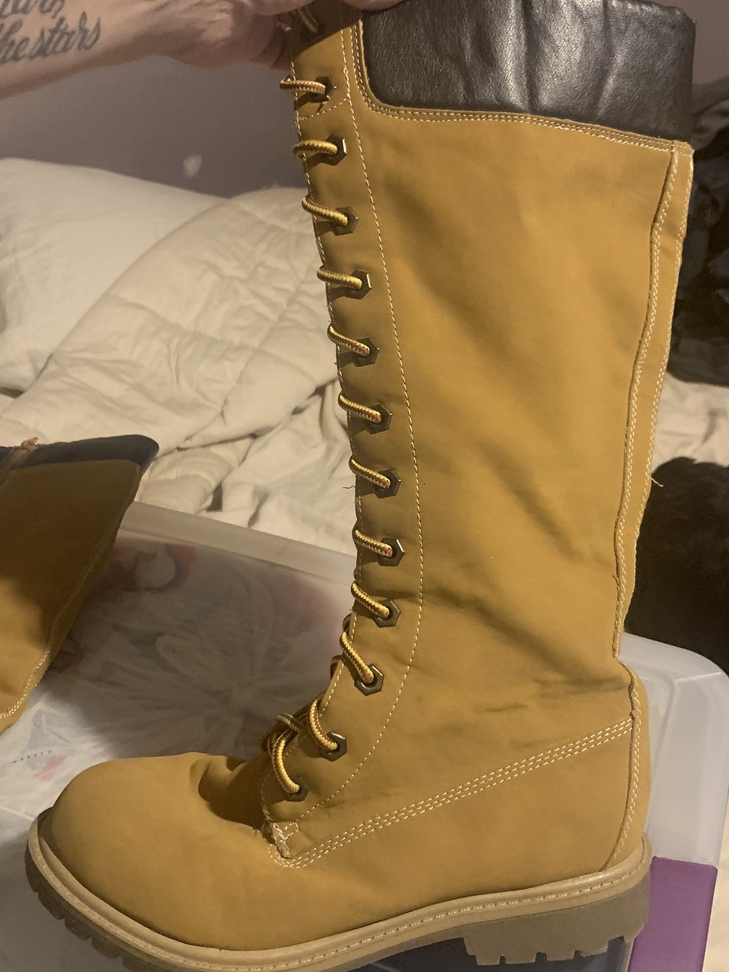Womans High boots