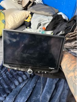 stinger floating screen 10"