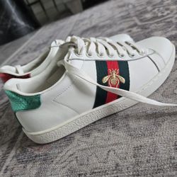 Gucci Women Sneakers 