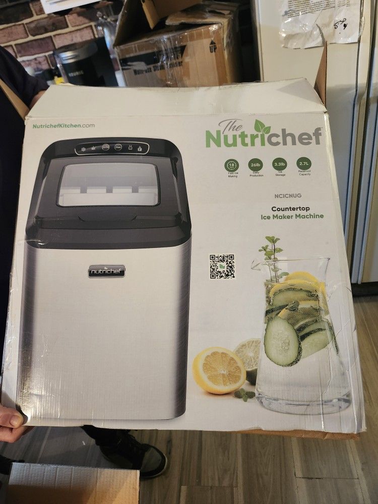 NutriChef 26 Lb ICE Maker