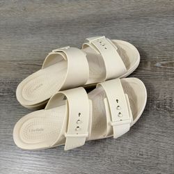 Crocs Brooklyn Buckle