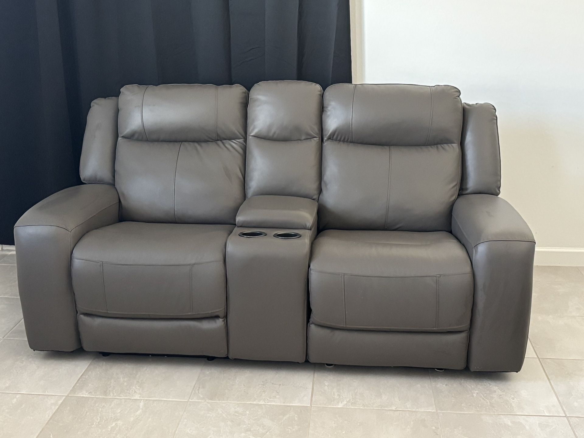 Leather recliner loveseat
