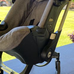 car seat and Stroler 
