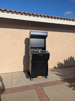 RecRoomMasters 32" Upright Extension Arcade Machine