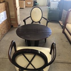 Table And Chairs 