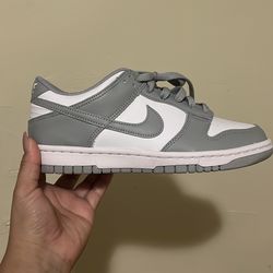 nike gray dunks