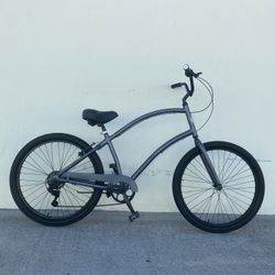 HYPER BEACH CRUISER BIKE/ SIZES TIRES 26” /SIZE FRAME MEDIUM 