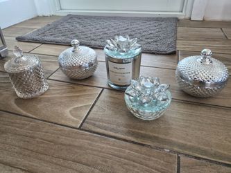 Ornamets