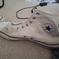 Converse All Stars Chuck Taylors Ivory