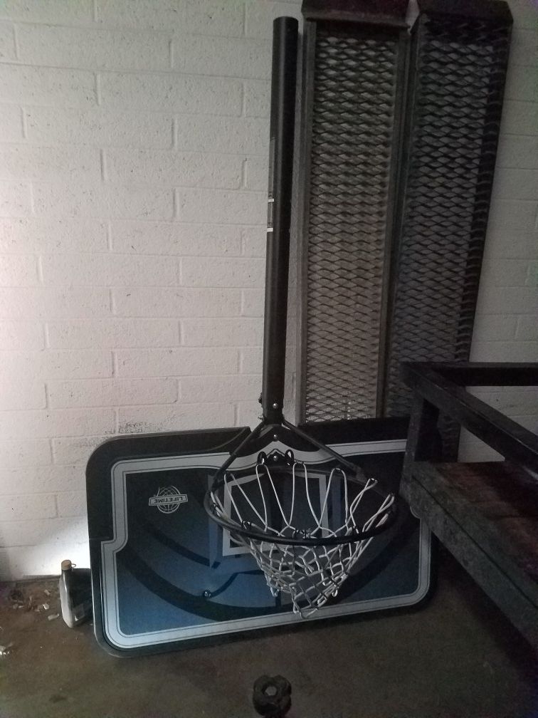 Basketball Hoop w/ stand