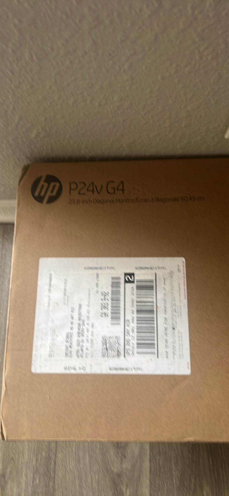 BRAND NEW MONITORS - 23in