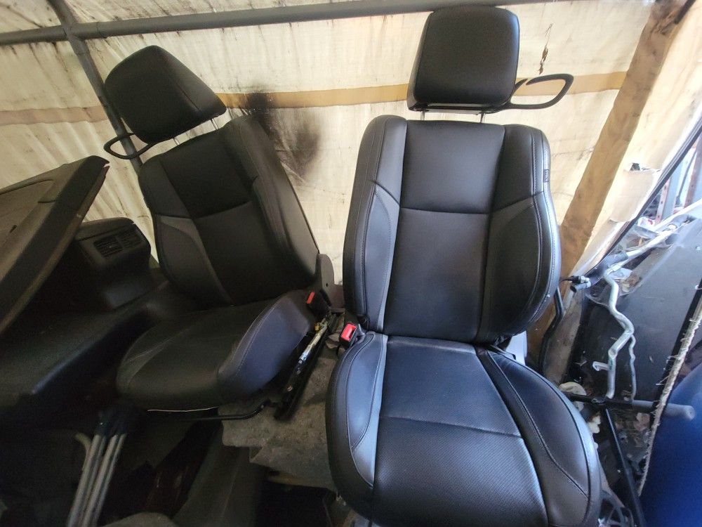 Dodge Challenger Parts Rt Leather Interior Low Miles Great Condition