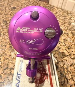 Avet JX 6-MC lever drag reel. Mint