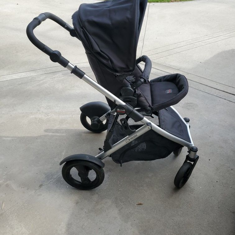 Britax B-Ready Baby Stroller With 2 Bases And Car Seats. Complete Set!