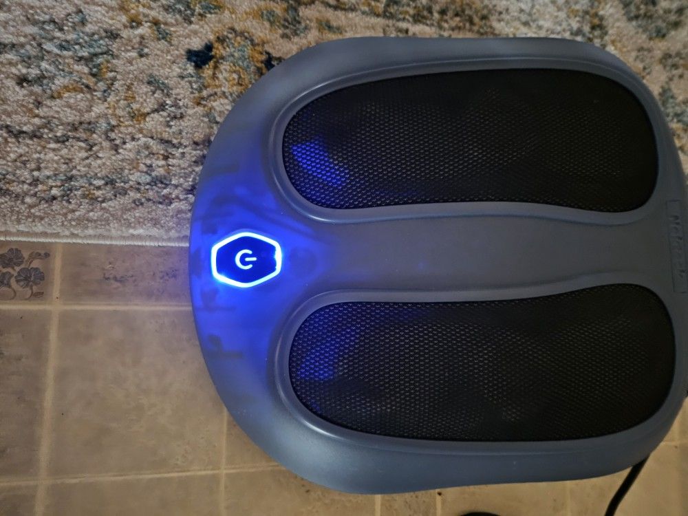 FOOT MASSAGER