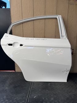 2014 2015 2016 2017 2018 2019 TOYOTA COROLLA RIGHT REAR DOOR OEM USED #8241