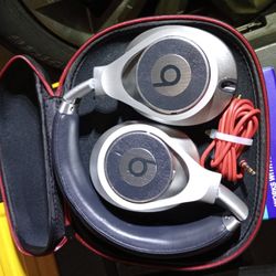 Beats By Dre  " Executive Beats" $4o$